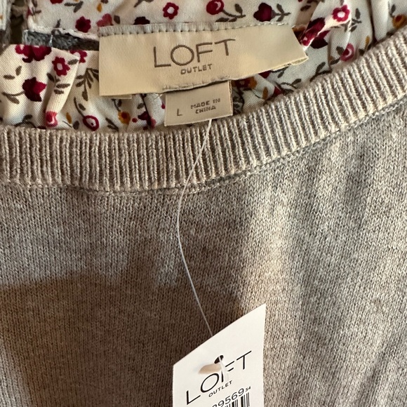 Loft Outlet Sweater with attached blouse. Size Large. - Picture 3 of 6